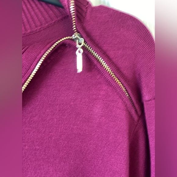 Women's Magenta Sweater Size-2X - Picture 3 of 8